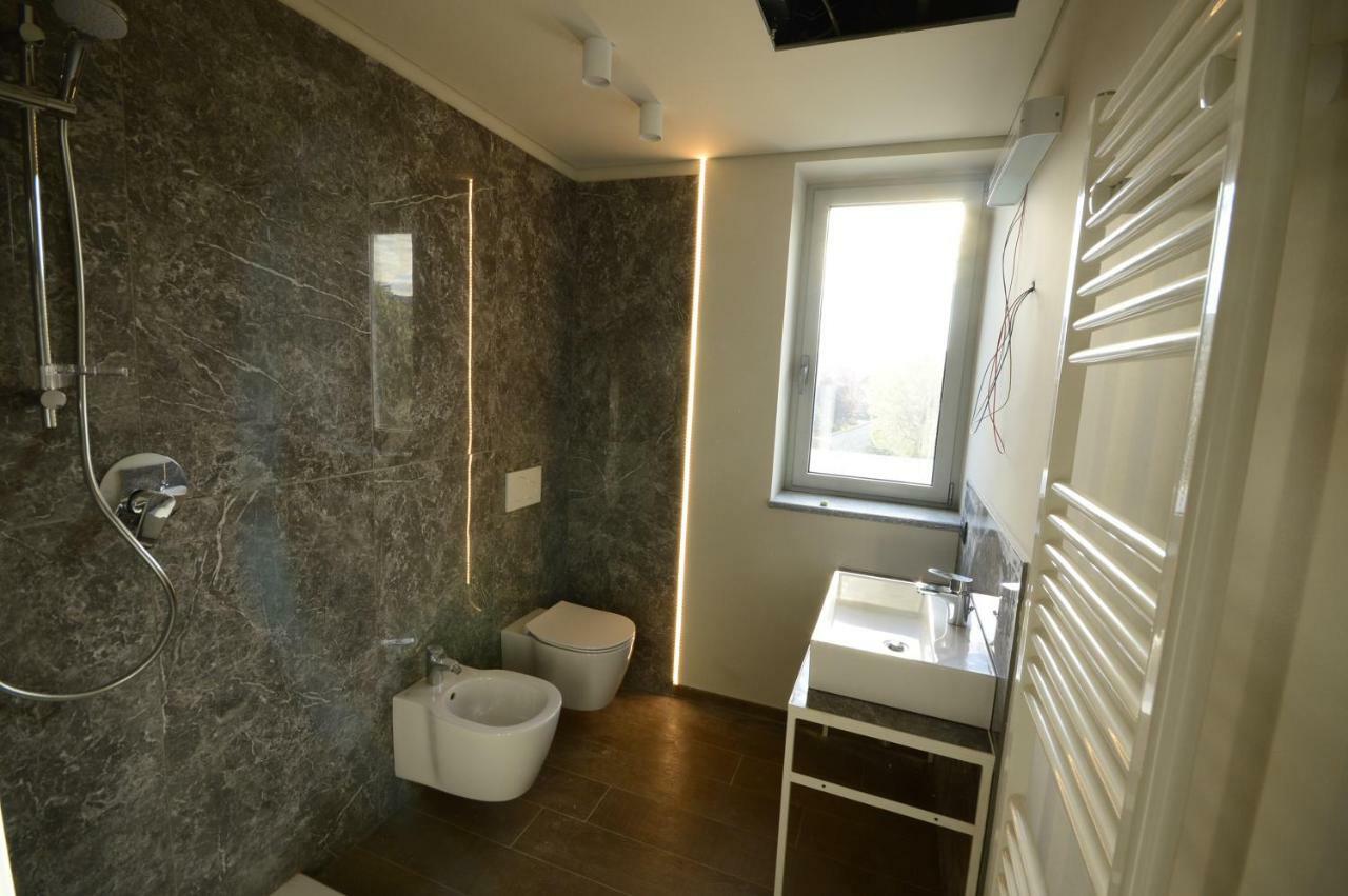 Atmosfera Apartments & Suites Borgaro Torinese Exterior foto